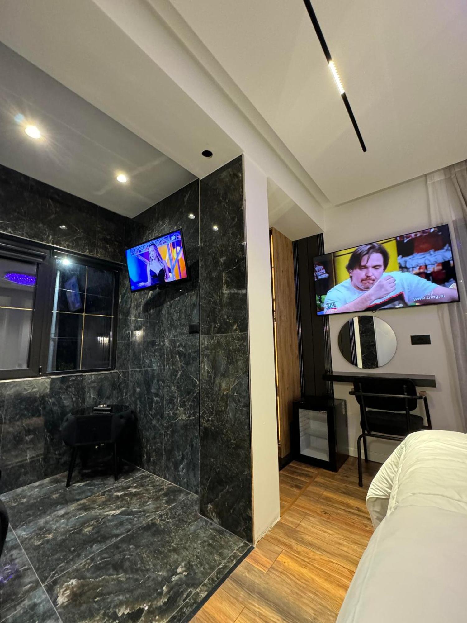 Boutique Hotel Empire Of Martin Gjirokastër Buitenkant foto
