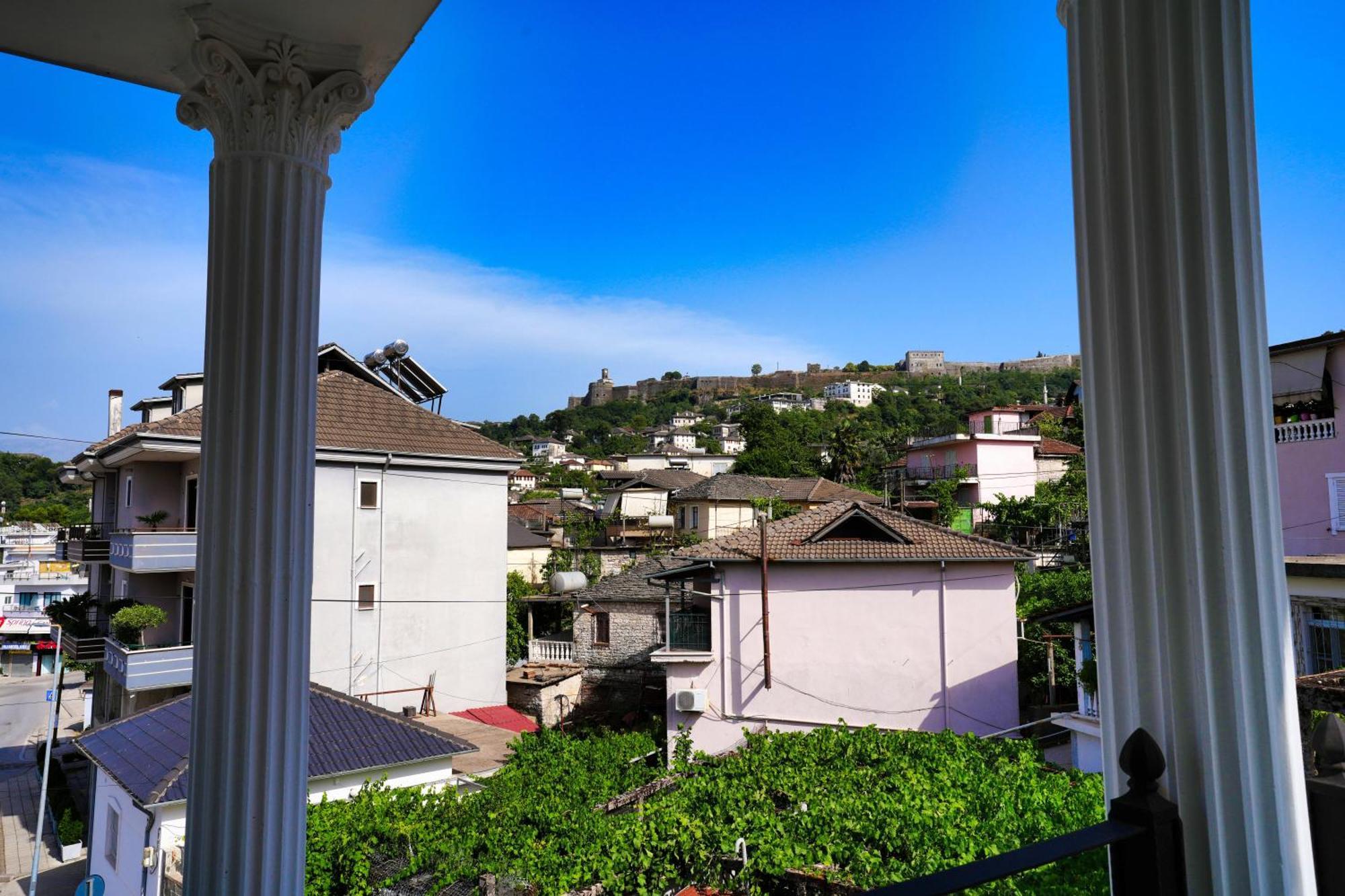 Boutique Hotel Empire Of Martin Gjirokastër Buitenkant foto