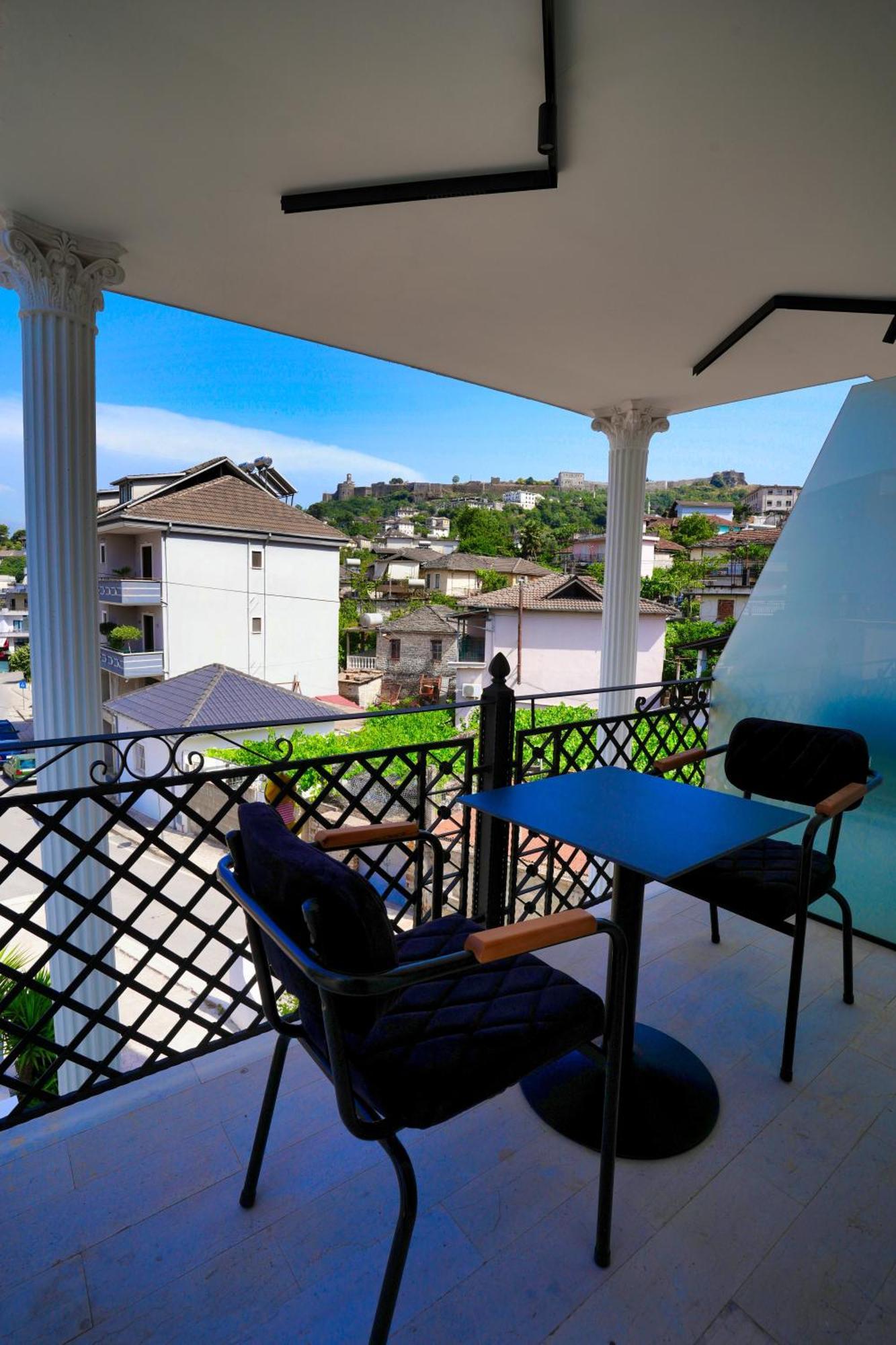 Boutique Hotel Empire Of Martin Gjirokastër Buitenkant foto