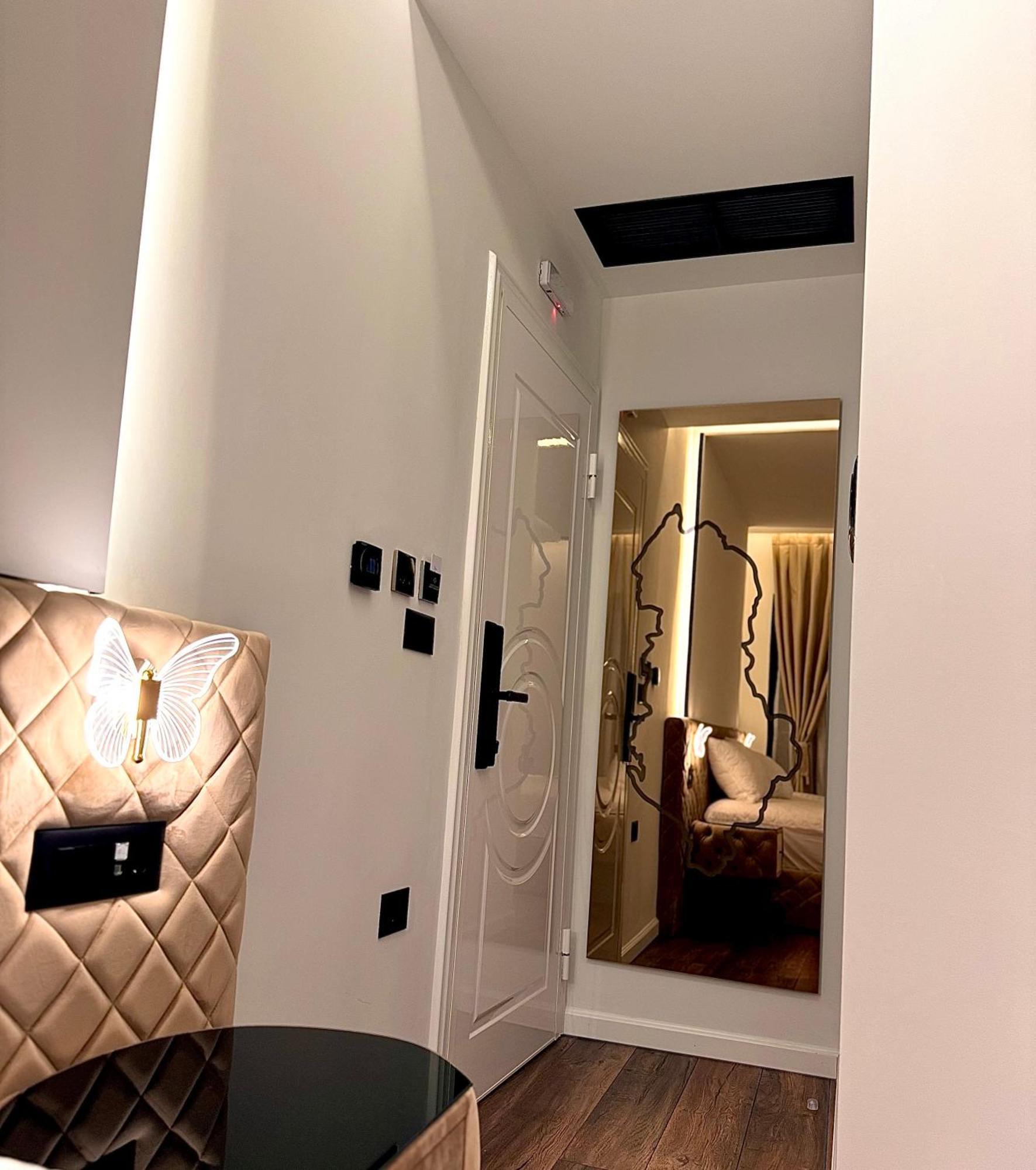 Boutique Hotel Empire Of Martin Gjirokastër Buitenkant foto