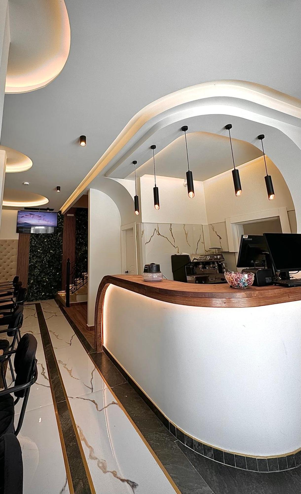 Boutique Hotel Empire Of Martin Gjirokastër Buitenkant foto