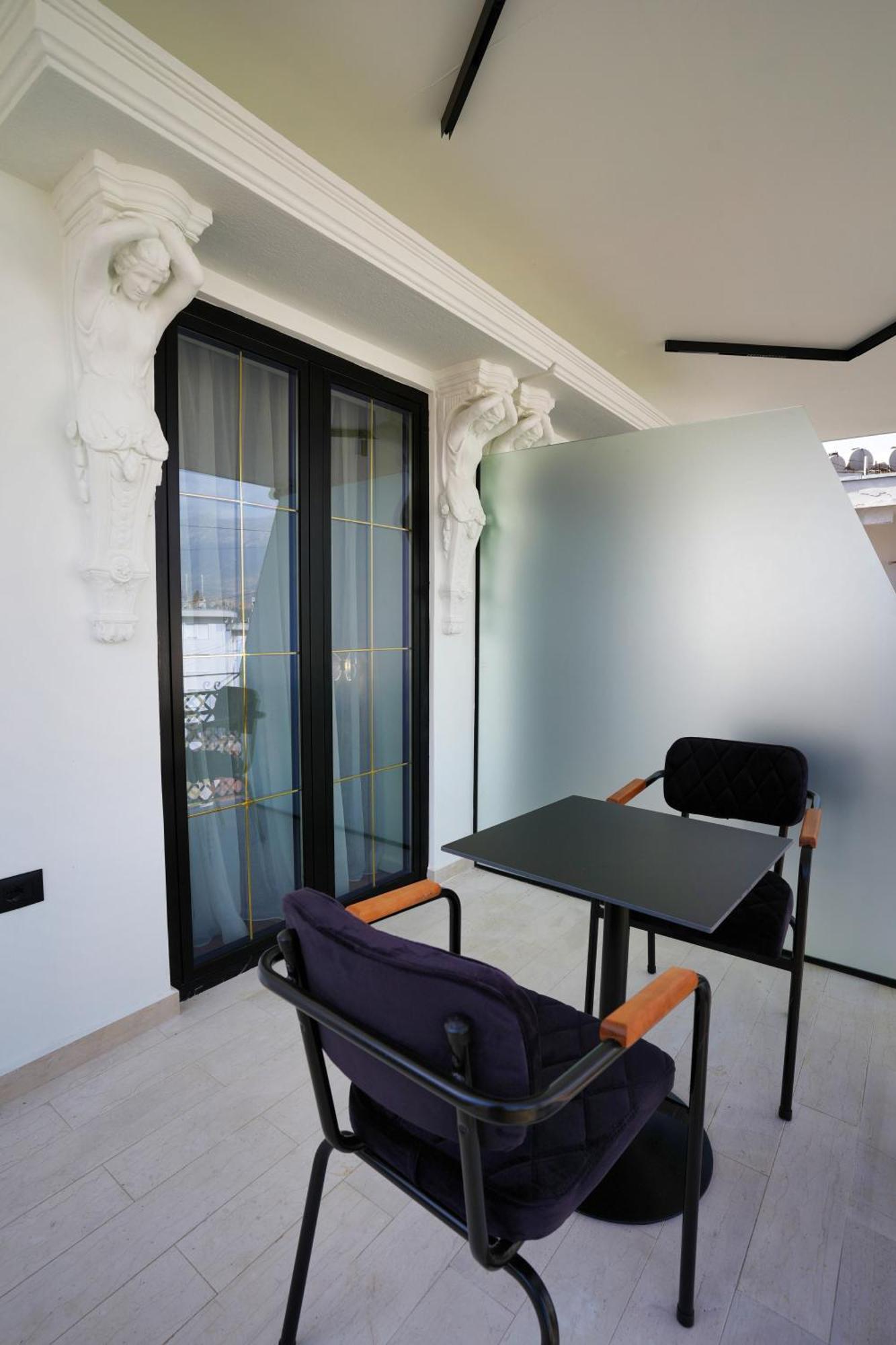 Boutique Hotel Empire Of Martin Gjirokastër Buitenkant foto