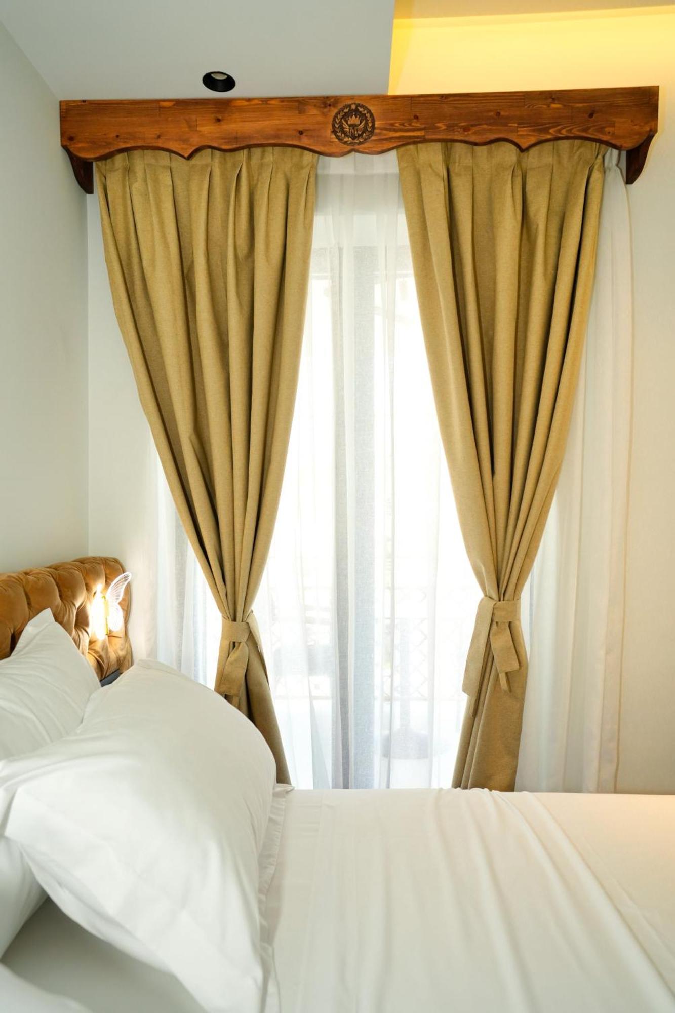 Boutique Hotel Empire Of Martin Gjirokastër Buitenkant foto