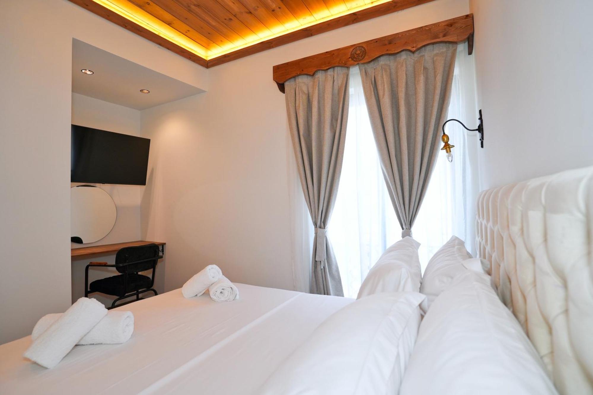 Boutique Hotel Empire Of Martin Gjirokastër Buitenkant foto