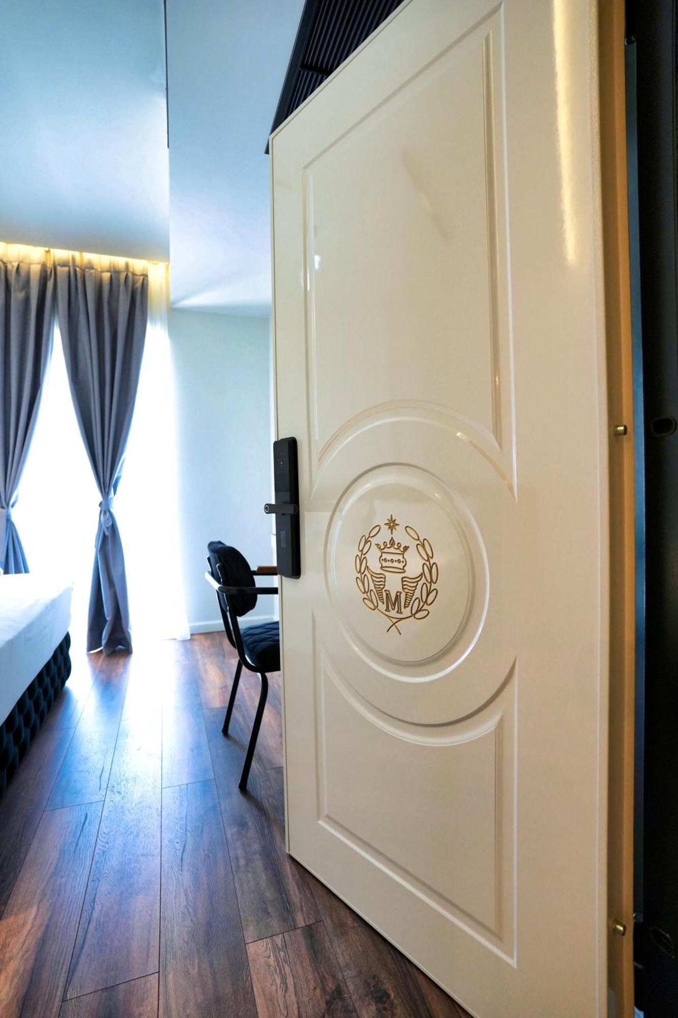 Boutique Hotel Empire Of Martin Gjirokastër Buitenkant foto